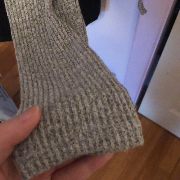 Garage Gray Ruched Long Sleeve Crop Top - Picture 3 of 8